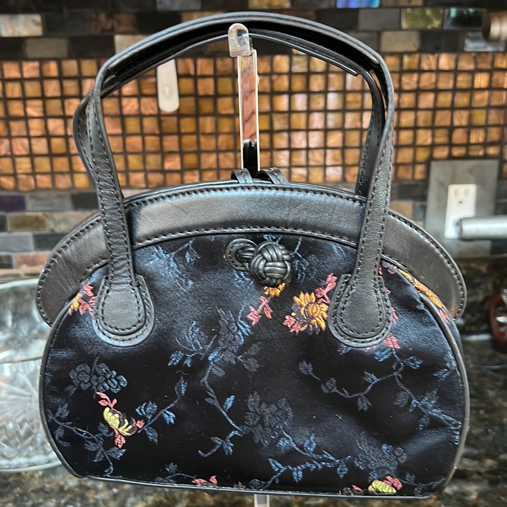 Max NY black Asian mini bag